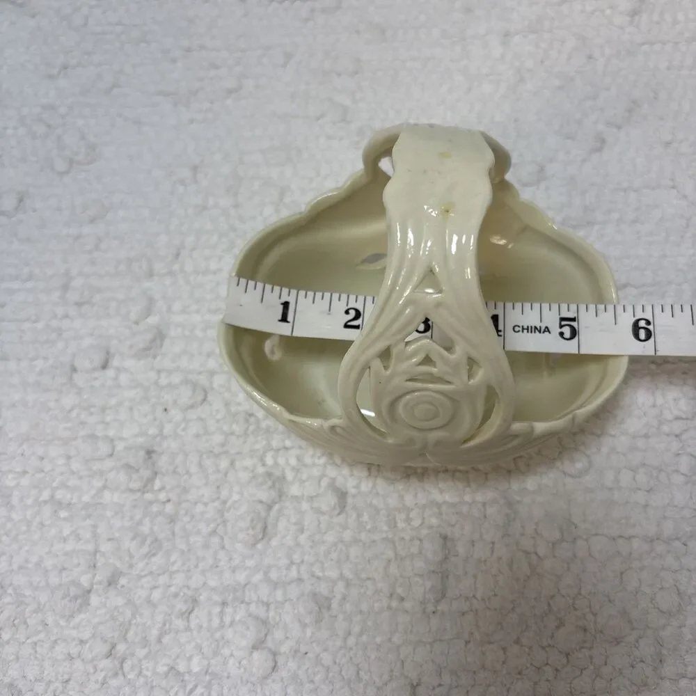Small White Ceramic Trinket Basket with Handle Ornate Filigee 5.5 x 4.5 inch